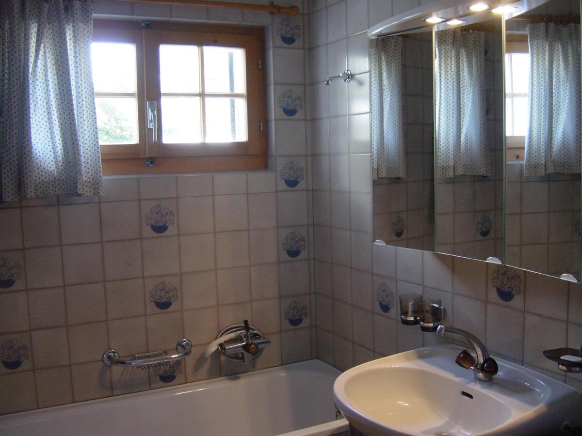 Charming Chalet With Panoramic View And Private Parking In Gruyere Gruyeres Exteriör bild